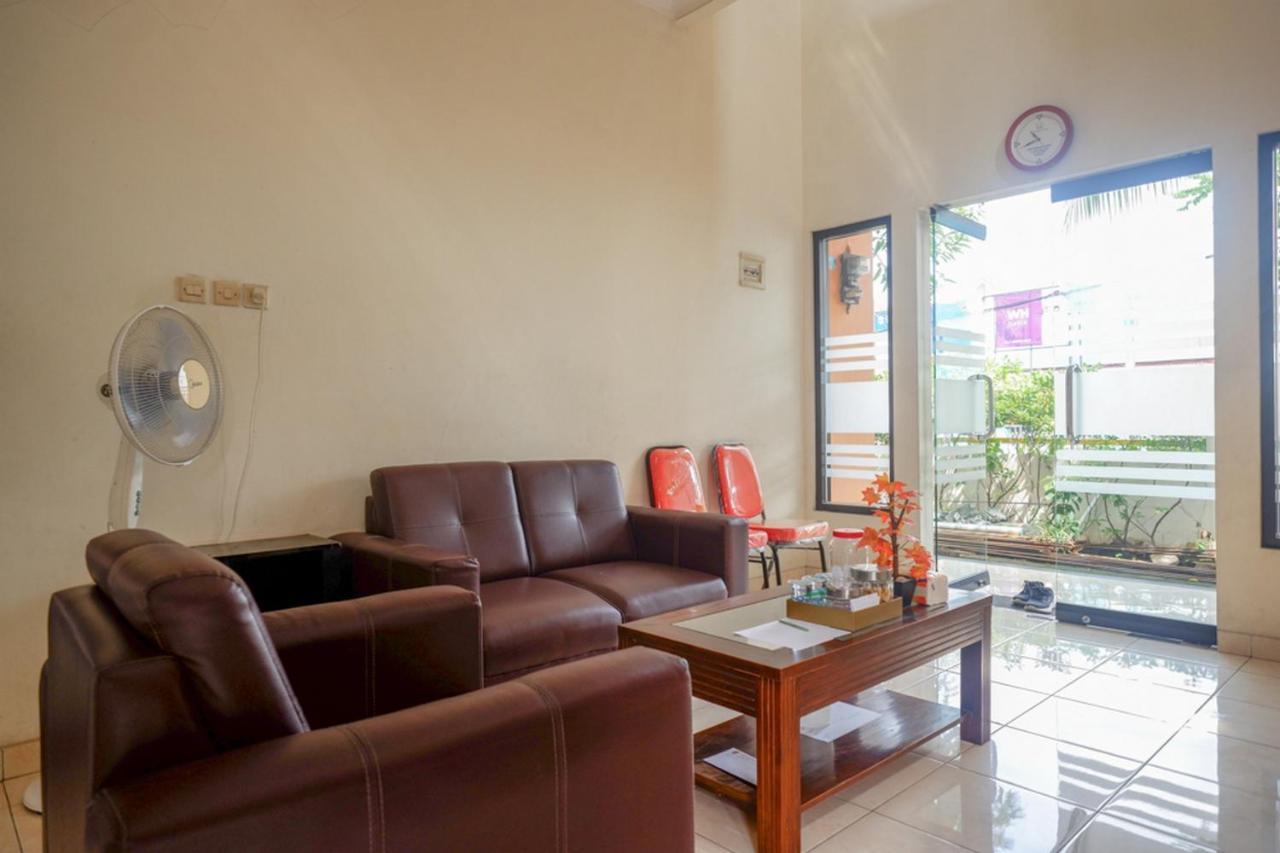 Hotel Reddoorz Syariah Near Exit Tol Krapyak Semarang Exteriér fotografie