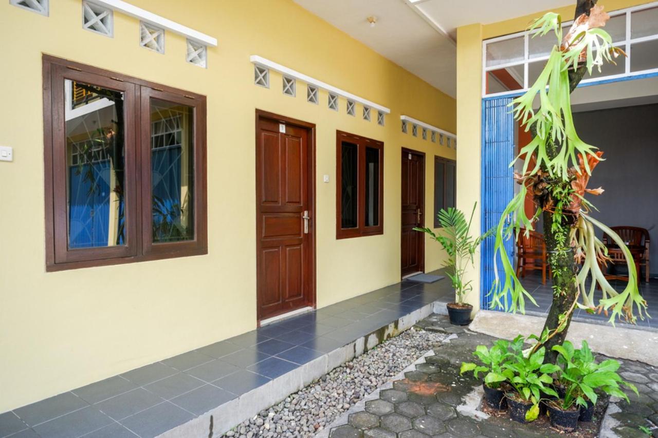 Hotel Reddoorz Syariah Near Exit Tol Krapyak Semarang Exteriér fotografie